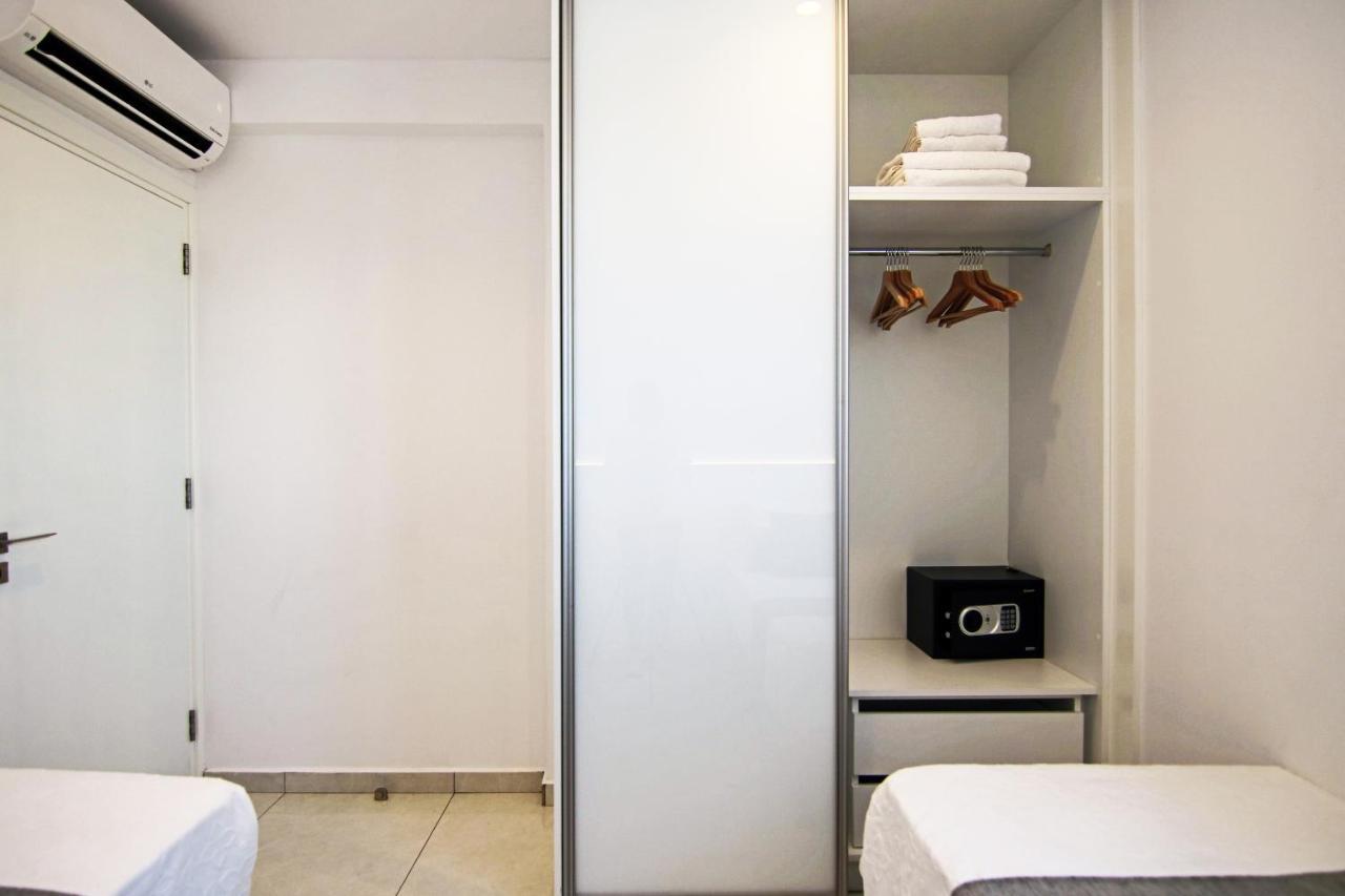Phaedrus Living - Seaside Executive Flat Harbour 203 Apartment Пафос Екстериор снимка